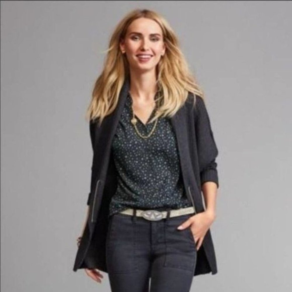Cabi 3429 Astral Blouse Starry Night Top Small celestial star print tank top